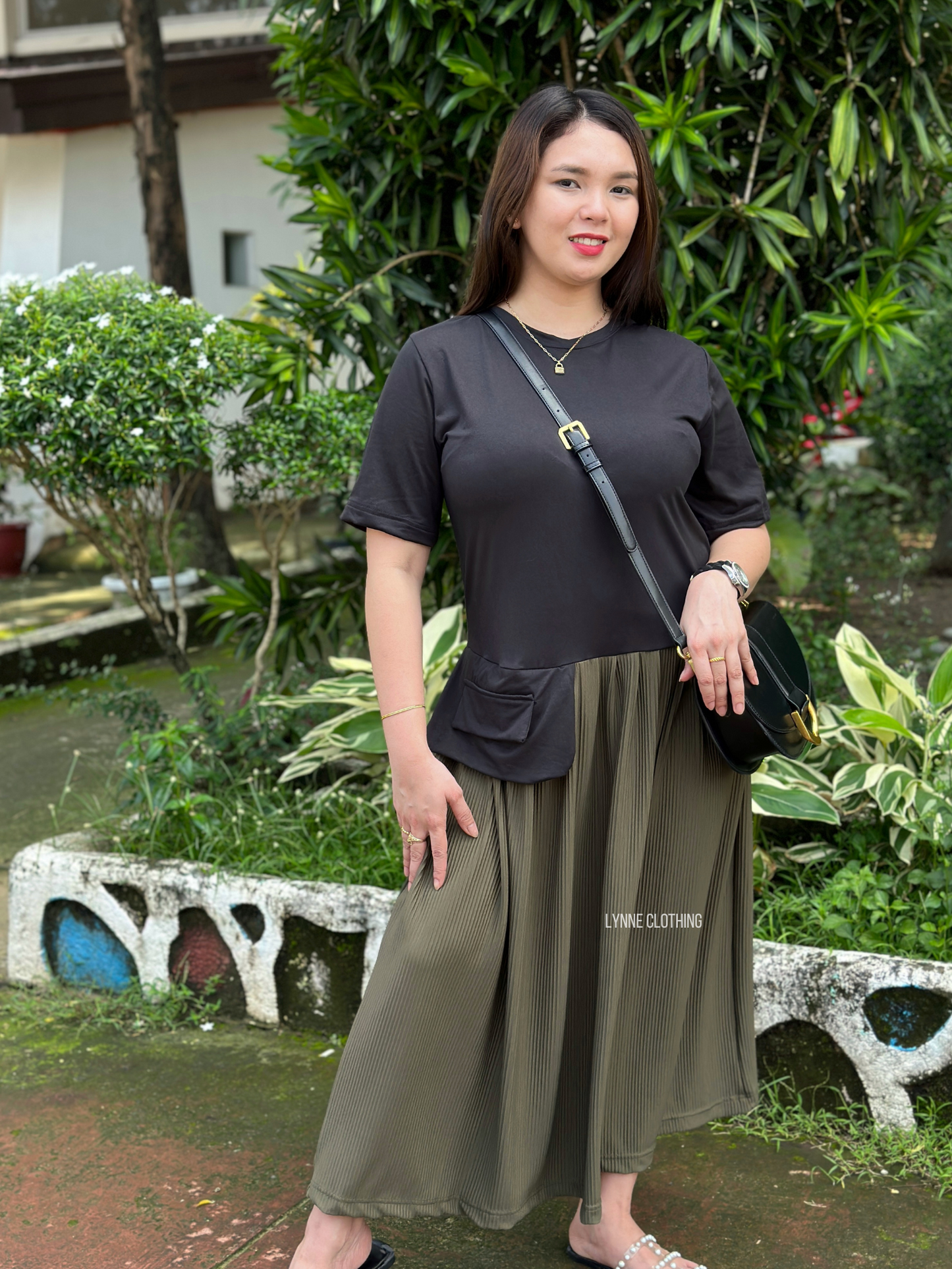 Two-Tone Maxi Dress (Army & Black)